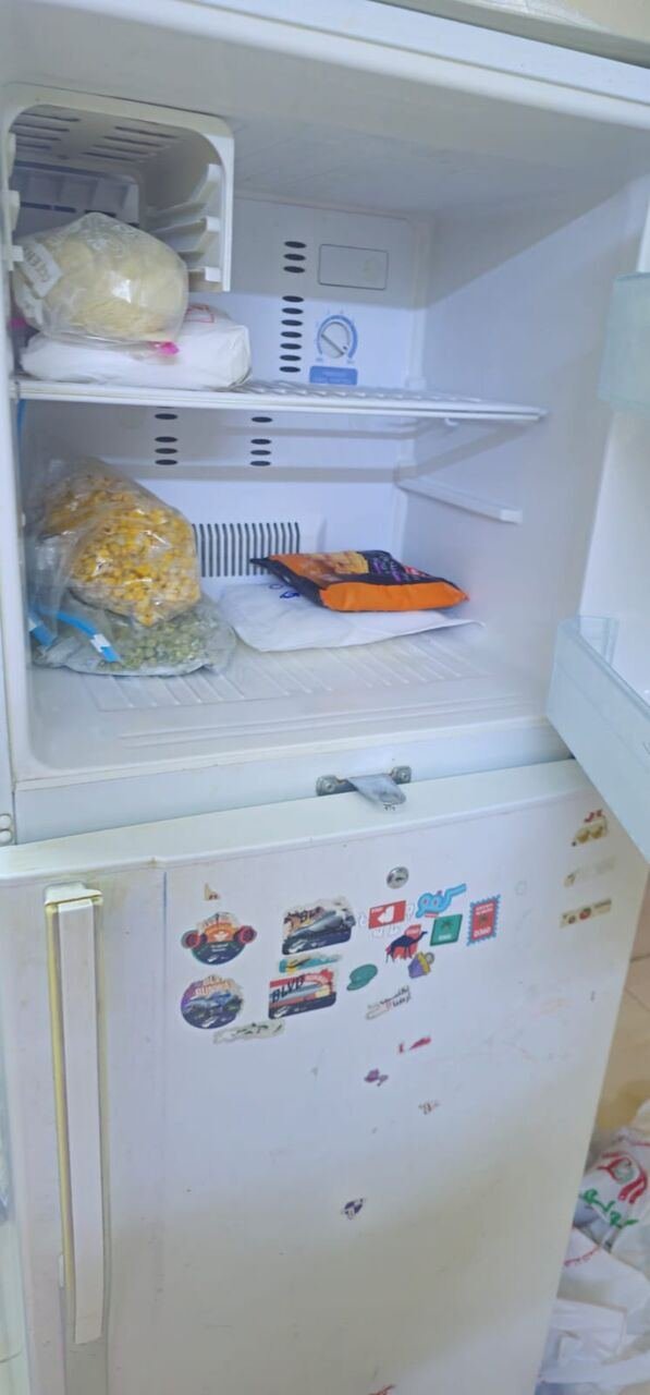 SAR 400, URGENT SALE : Toshiba Double Door Fridge In Perfect Cooling Condition