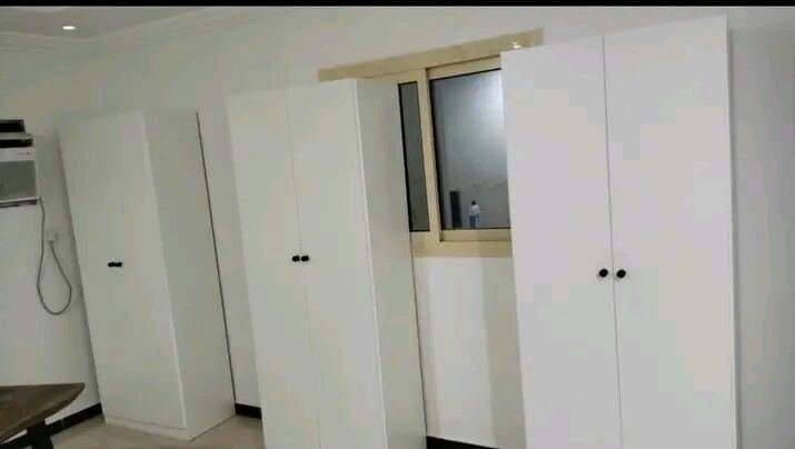 SAR 5, Decent Abd Durable Wardrobe Available
