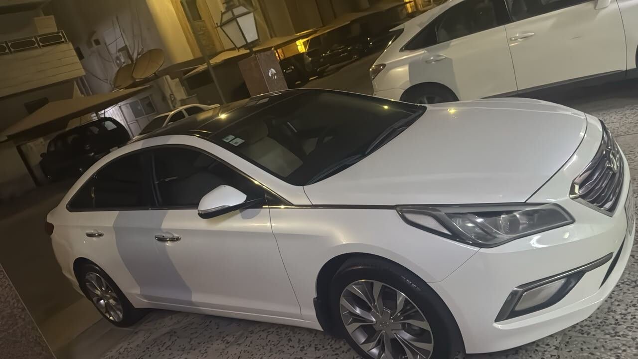 SAR 123, Hyundai Sonata, 2017, Automatic, 123 KM, Sonata