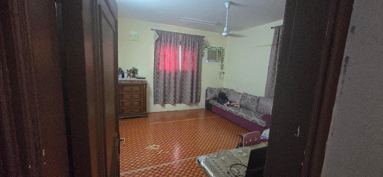 SAR 1000/month, SAR 1000/month, 1 Big Room With Bath Room Neat & Clean Available For Bachelor In A Family