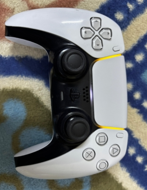 Ps5 Dual Sense Controller For Sale In Excellent Condition