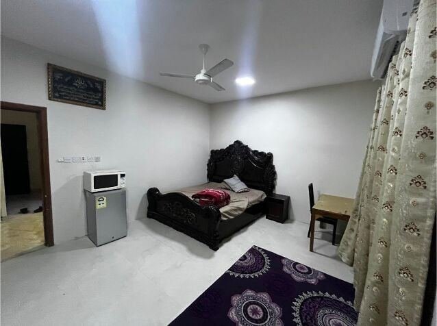 SAR 1800/month, Furnished, A Furnished Room.