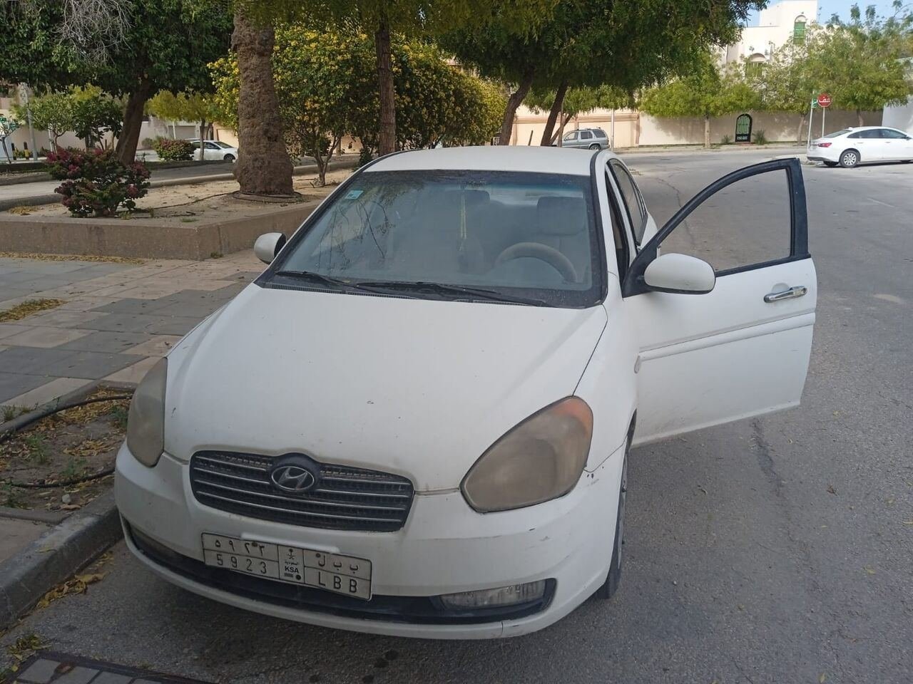 SAR 10000, Hundai, 2012, Automatic, 395000 KM, Accent 2011