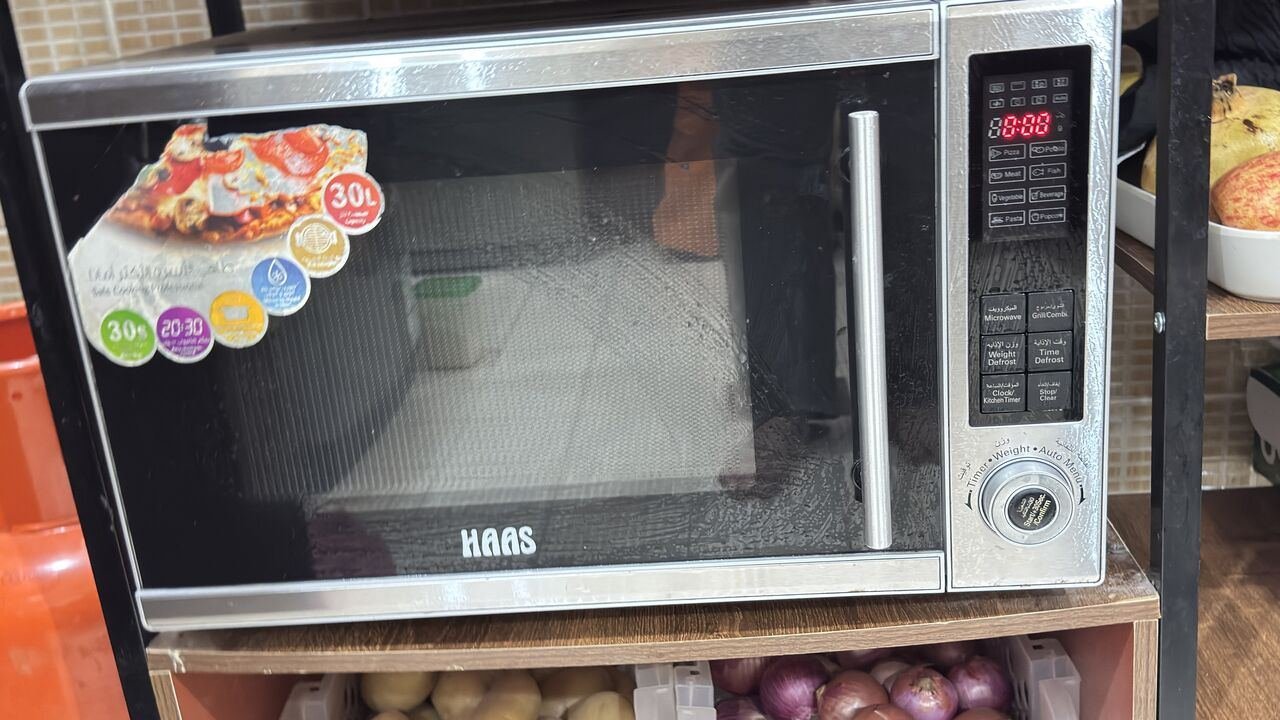 SAR 100, Microwave Oven