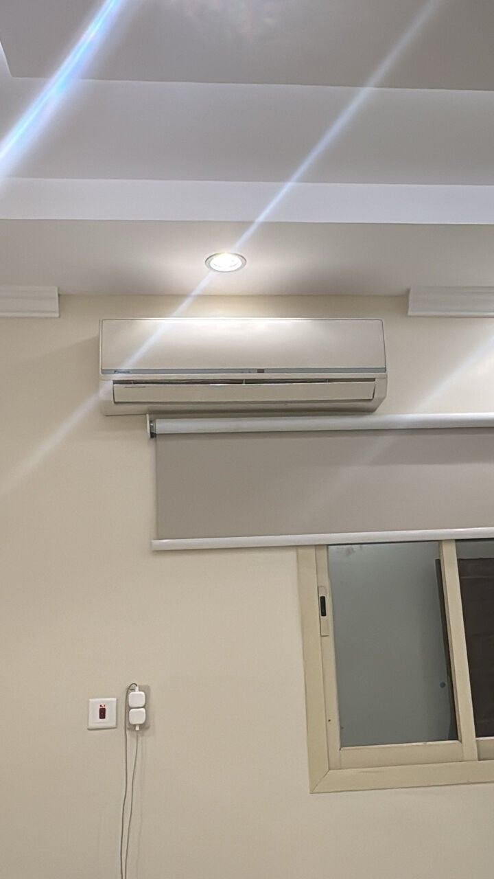 SAR 1300, 2 Units Of Split AC ( Daikin 1.5 Ton And Mando 2 Ton ) For Sale