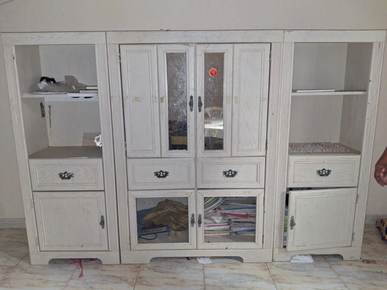 SAR 2000, Household Items For Sale