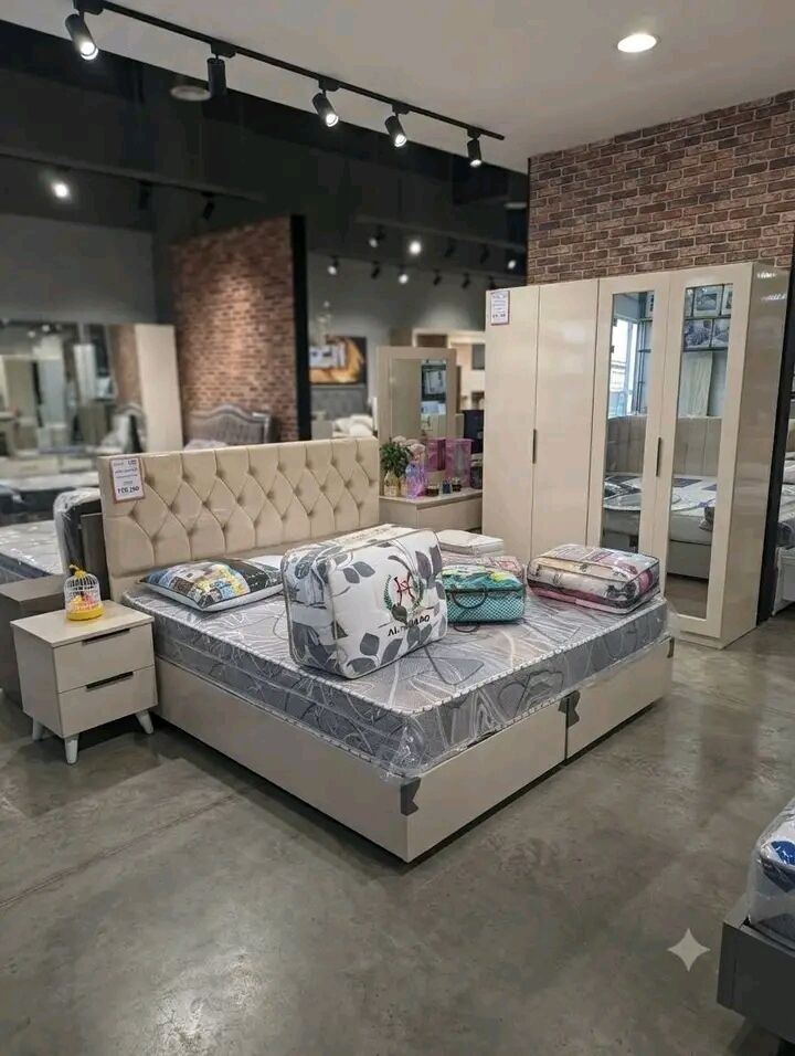 SAR 2, Durable Bedroom Sets Available At Affordable Price