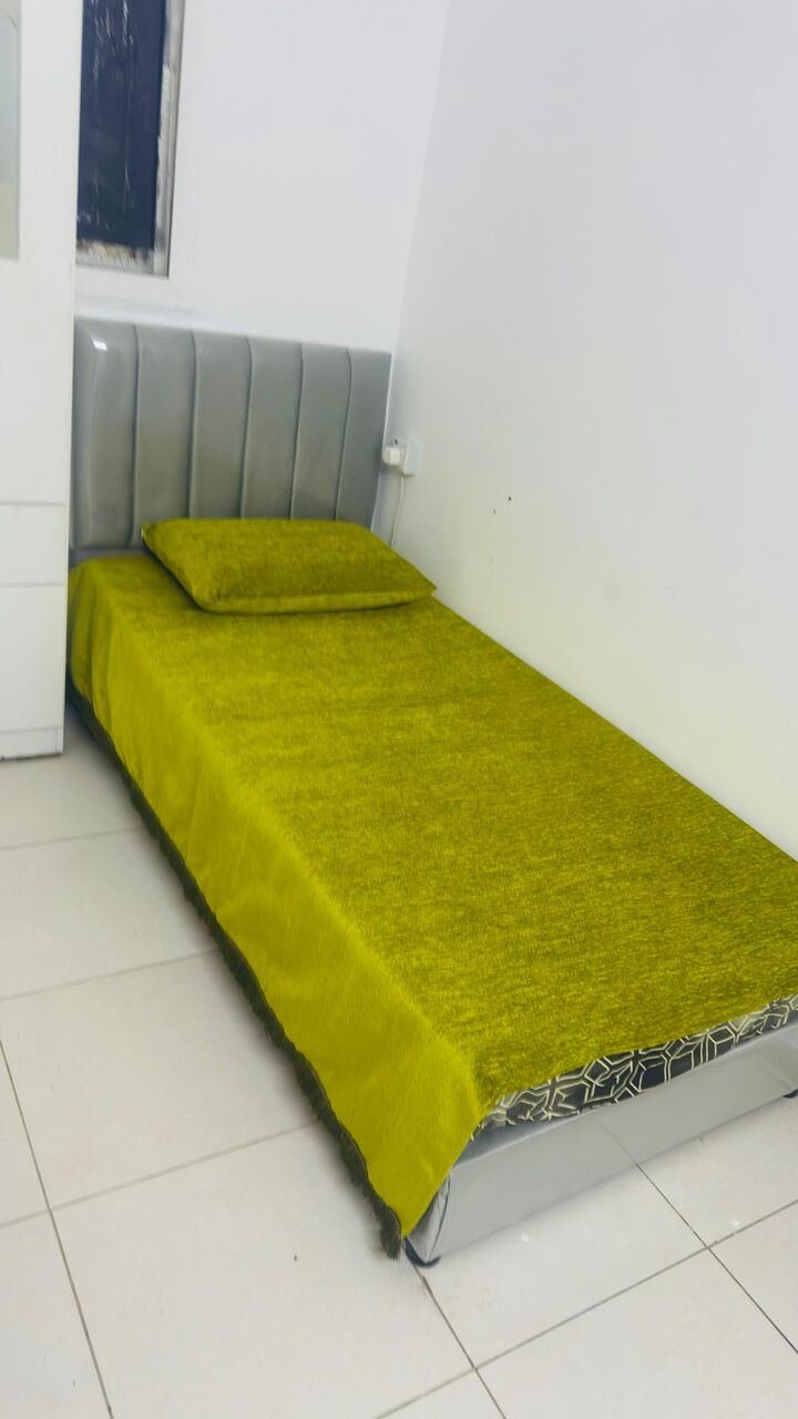 SAR 200, Single Bed With Mattress For Sale – Excellent Condition