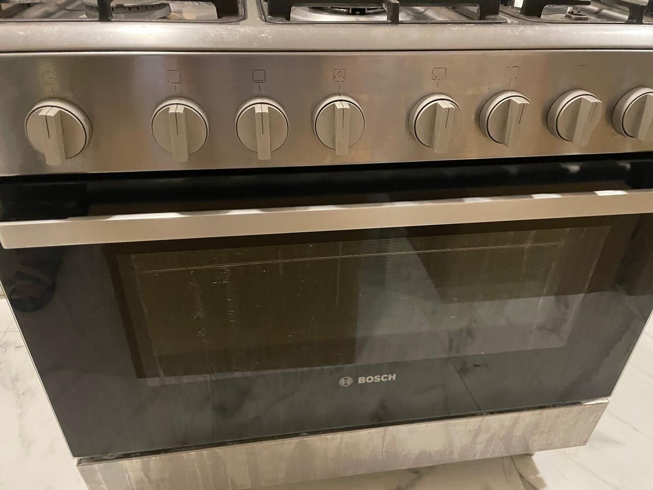 SAR 850, Large Bosch Gas Cooker/Oven