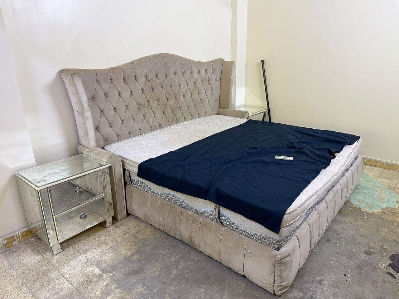 SAR 500, Complete Bedroom Furniture Set For Sale – Only SAR 500