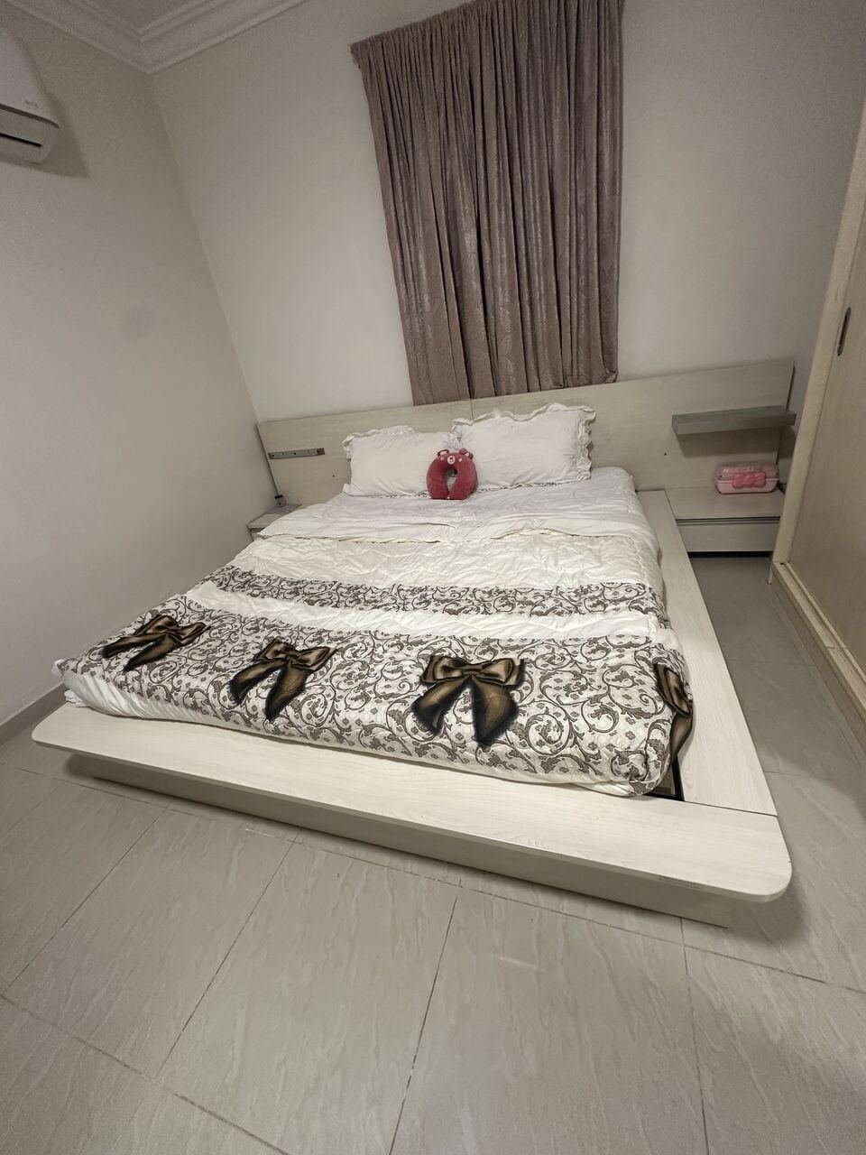 Sar 50, King Size Bed