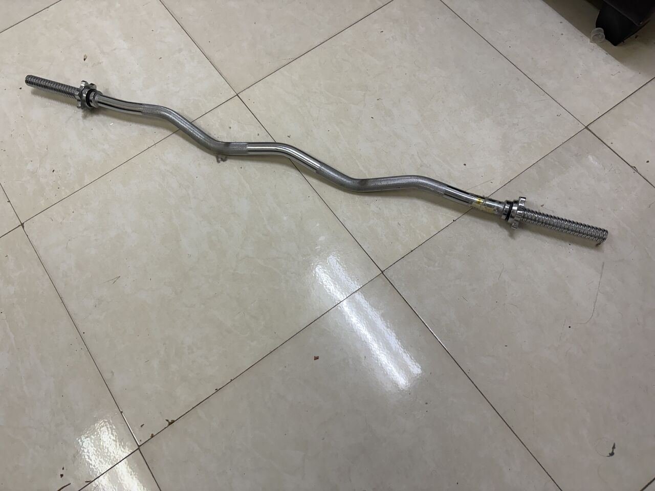 SAR 65, Biceps Up Curl Bar
