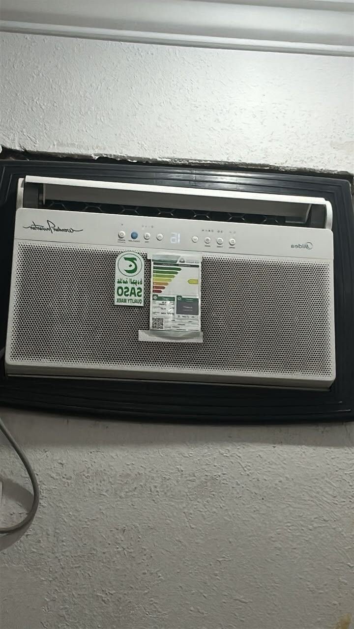 SAR 2, Furnitures & AC