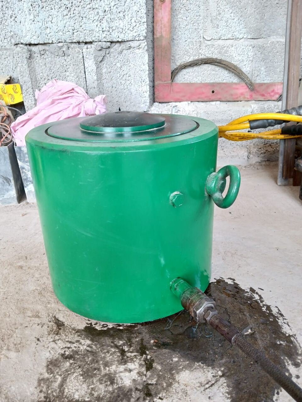 SAR 12000, Heavy Duty Hydraulic Jacks(Germany And USA)