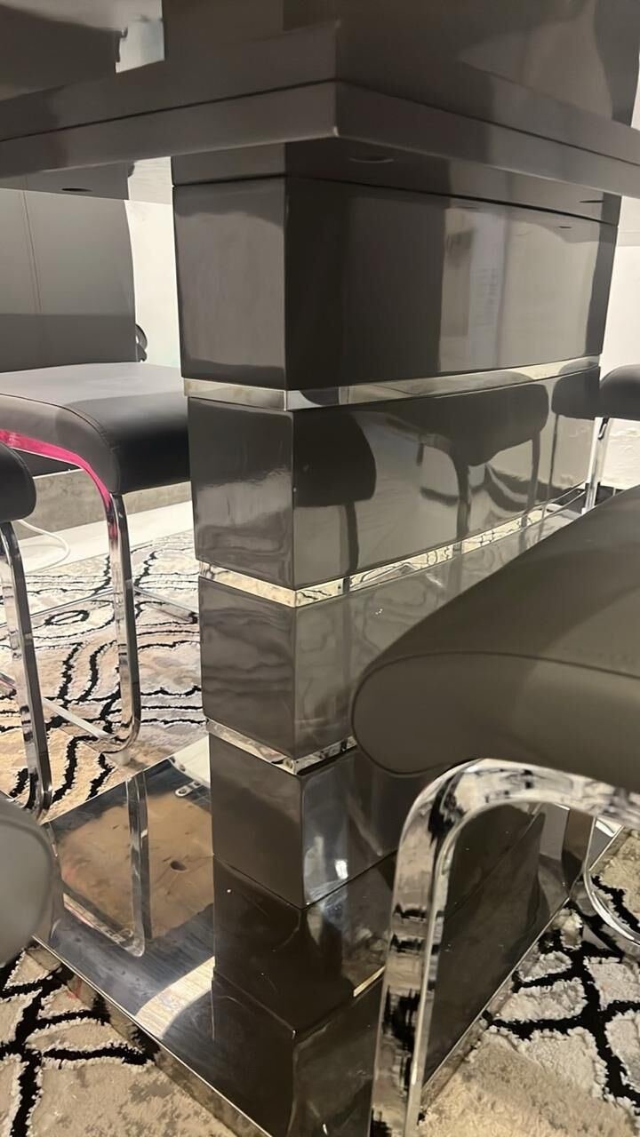 SAR 2000, Furniture For Sale