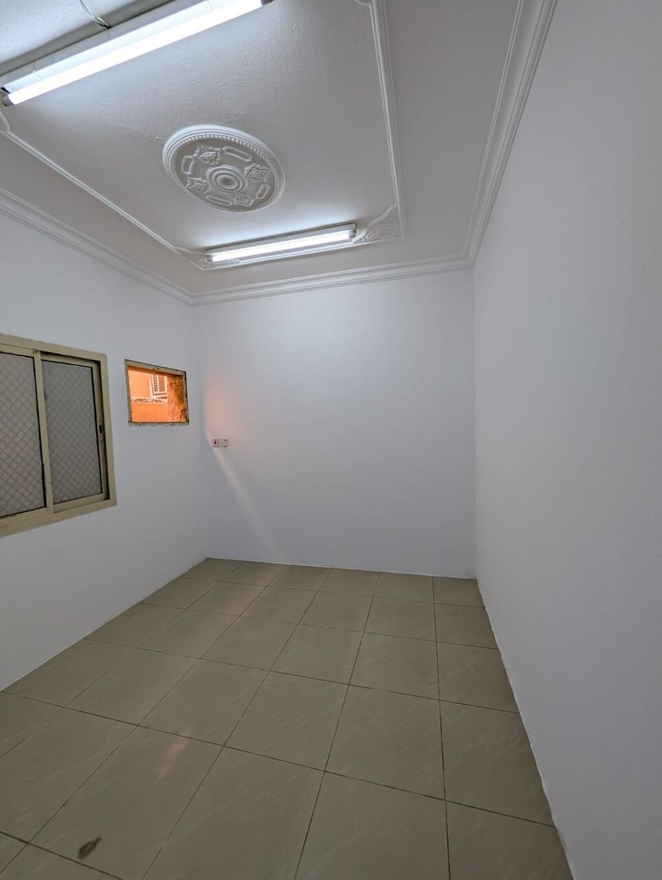 SAR 15600/year, 2 BR, 2 Bedrooms | 1 Bathroom 1 Kitchen | 1 Living Room ---