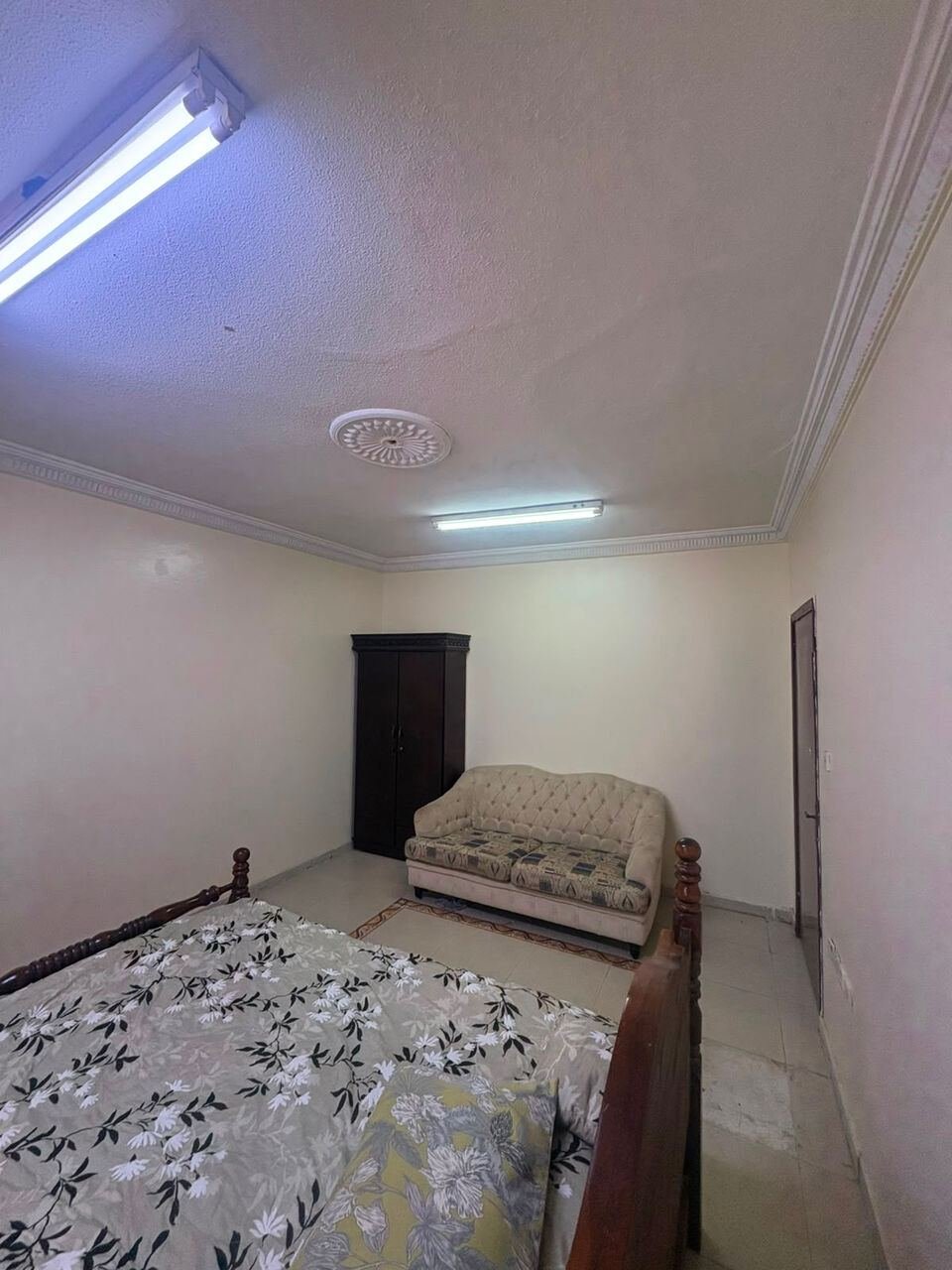 SAR 1250/month, Room For Rent