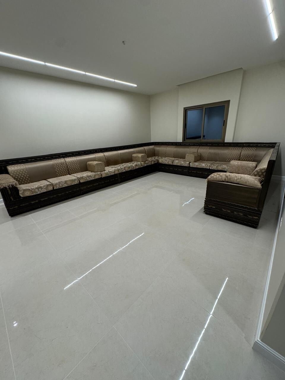 SAR 1200, Sofa Set Urgent Sale