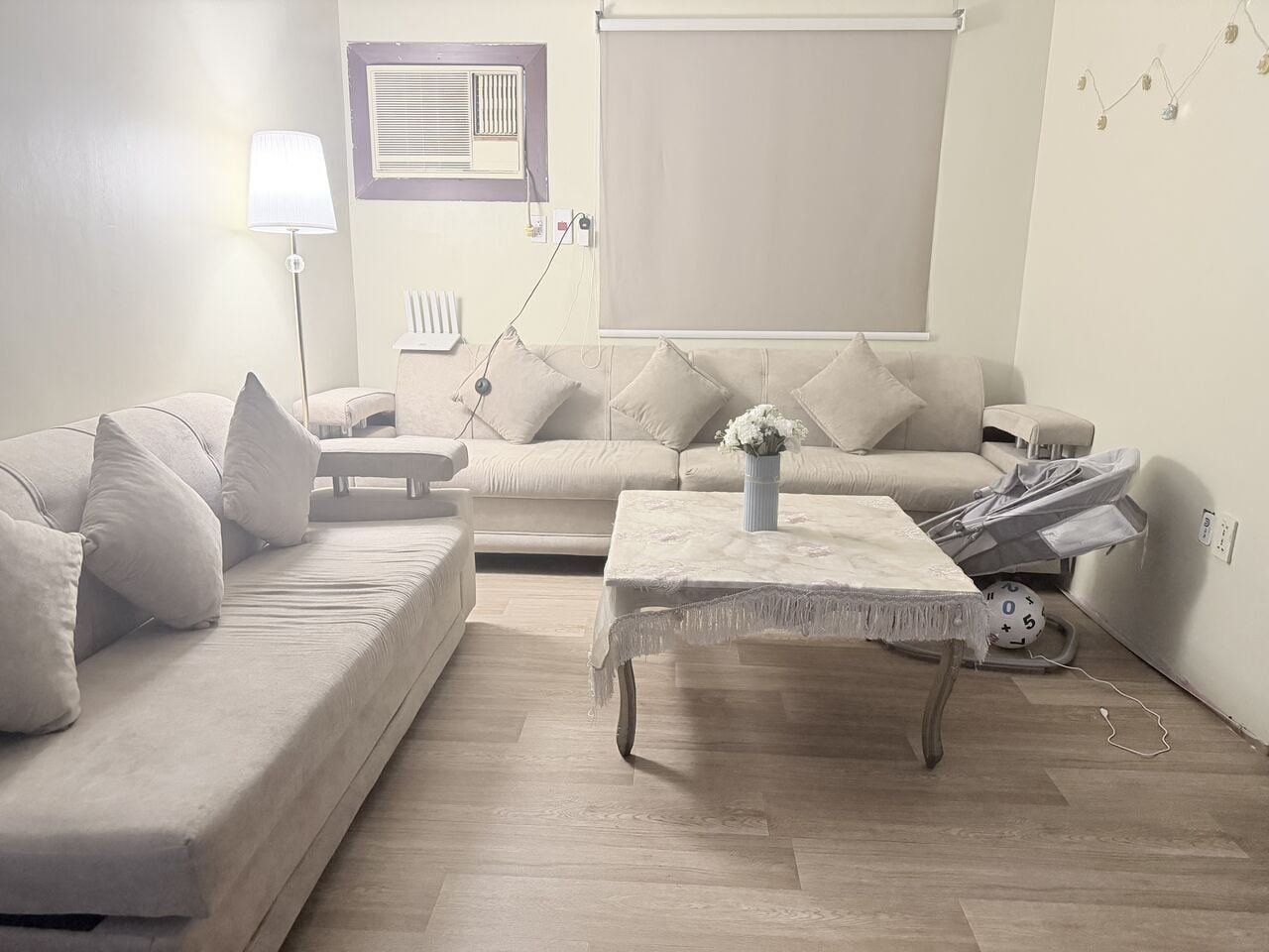 SAR 600, 9Seater Sofa Set
