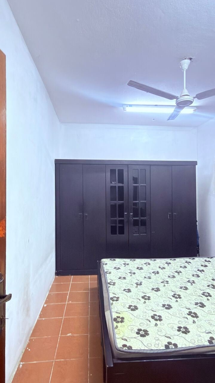 SAR 700/month, Furnished, EXICUTIVE SINGLE ROOM AVAILABLE