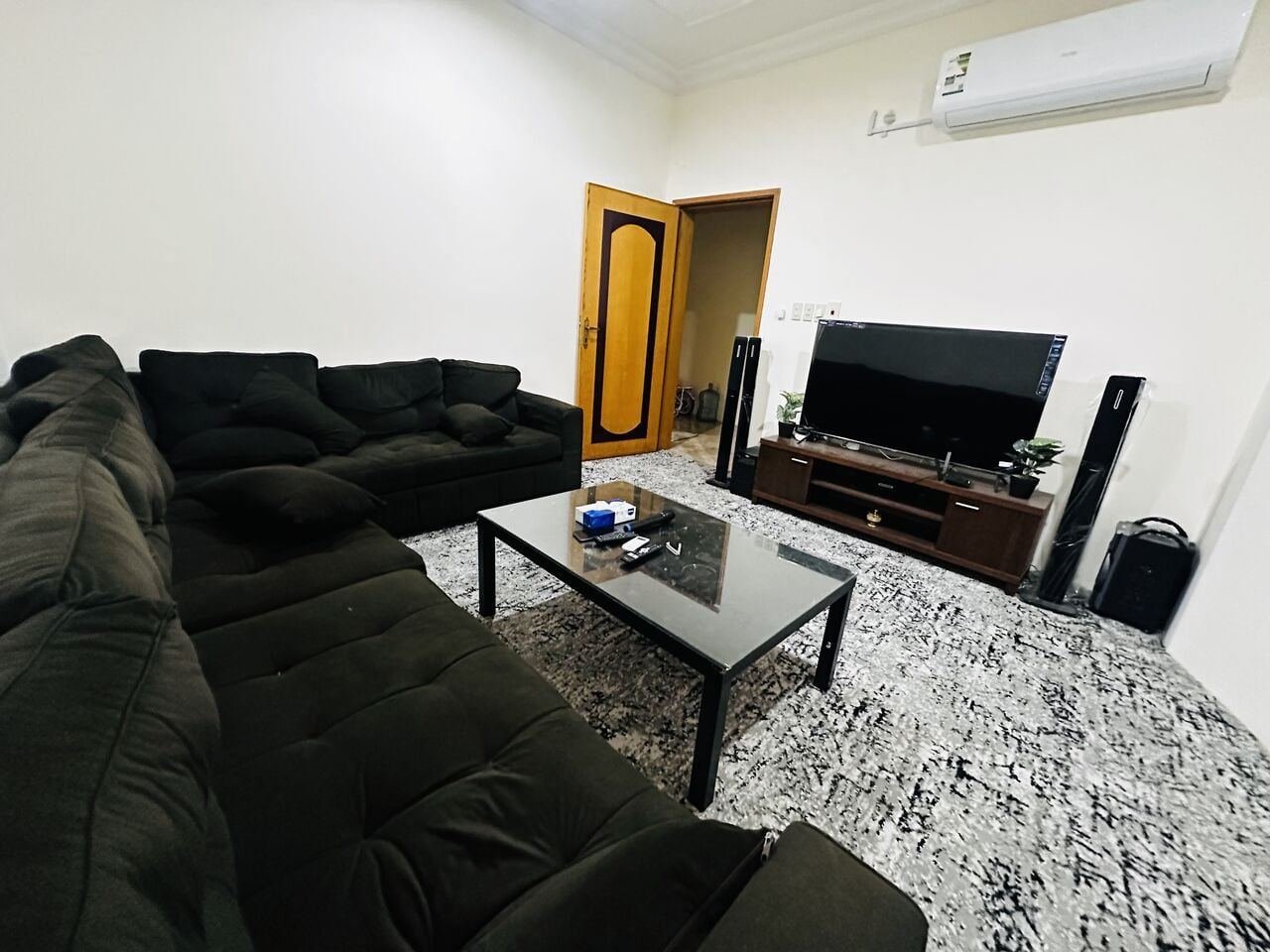 SAR 850/month, Furnished, Furnished Two Bedroom Flat Single Room Available For Executive Bachelor SR 850 Per Month