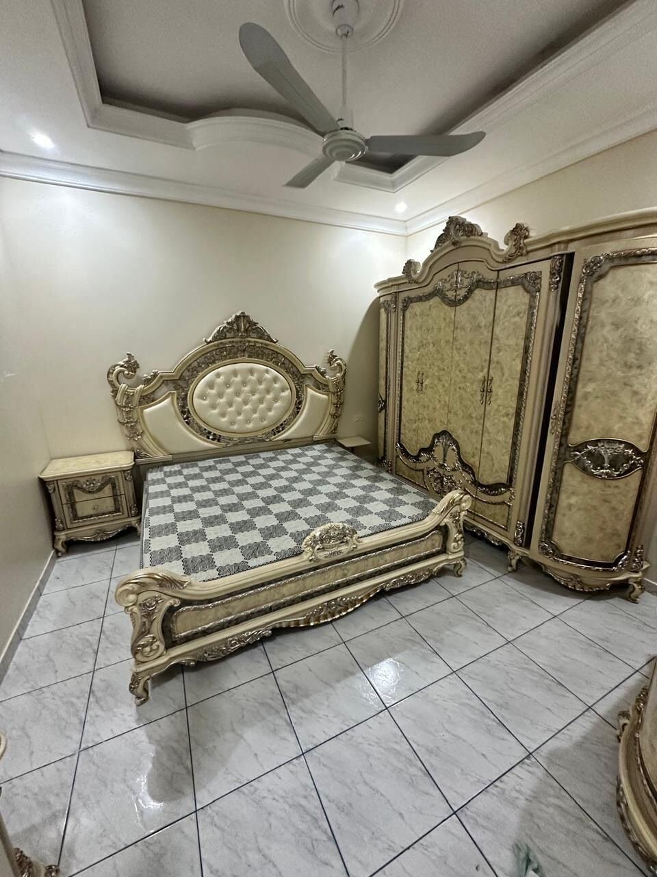 SAR 950, FLASH SALE! Room Furniture