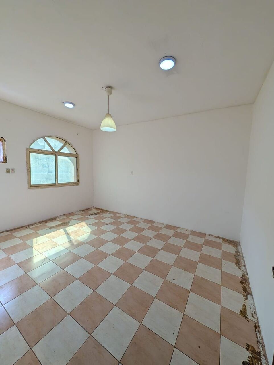 SAR 14600/year, 2 BR, 2 Bedrooms | 2 Bathrooms 1 Kitchen | 1 Living Room