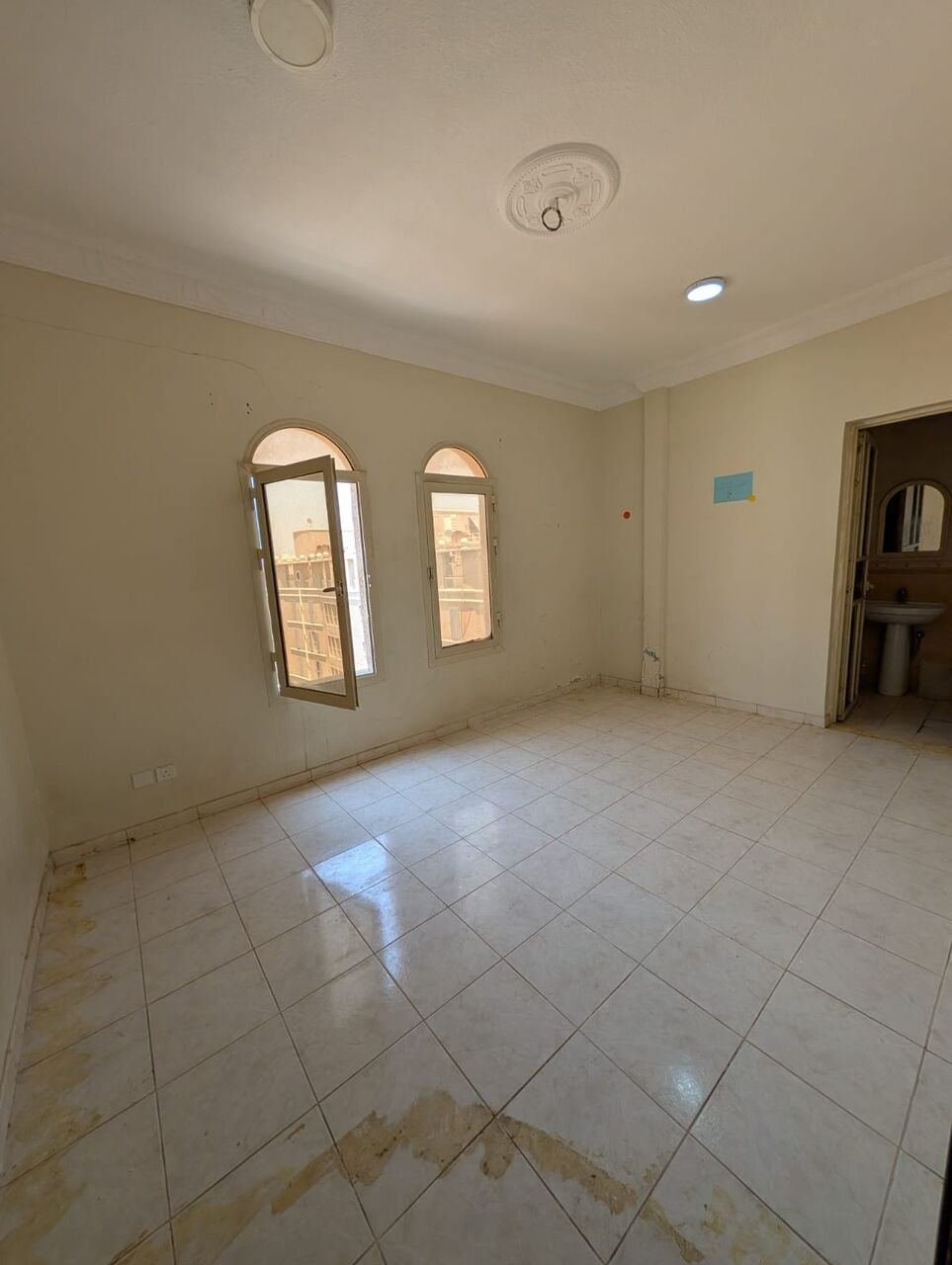 SAR 22600/year, 3 BR, 3 Bedrooms | 3 Bathrooms 1 Kitchen | 1 Living Room