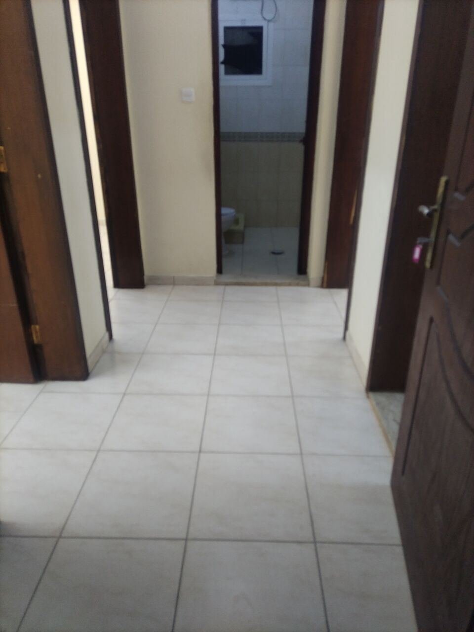 SAR 16000/year, 2 BR, Family Apartment For Rent (Two Rooms, Bathroom, Kitchen, Roof Without Elevator)