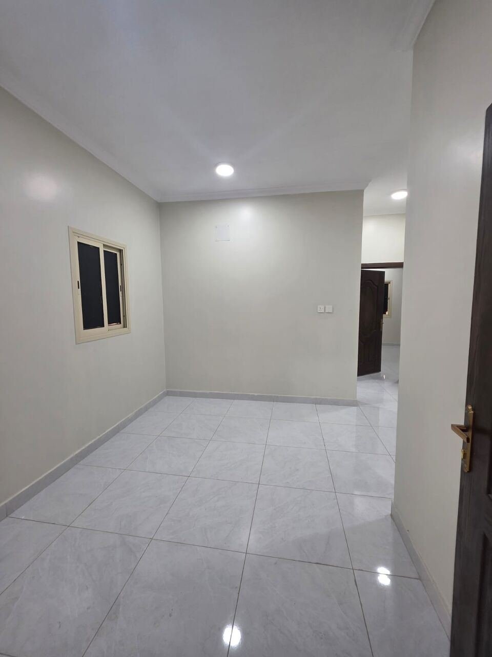 SAR 20000/year, 2 BR, 2 Bedrooms | 2 Bathrooms 1 Kitchen | 1 Living Room