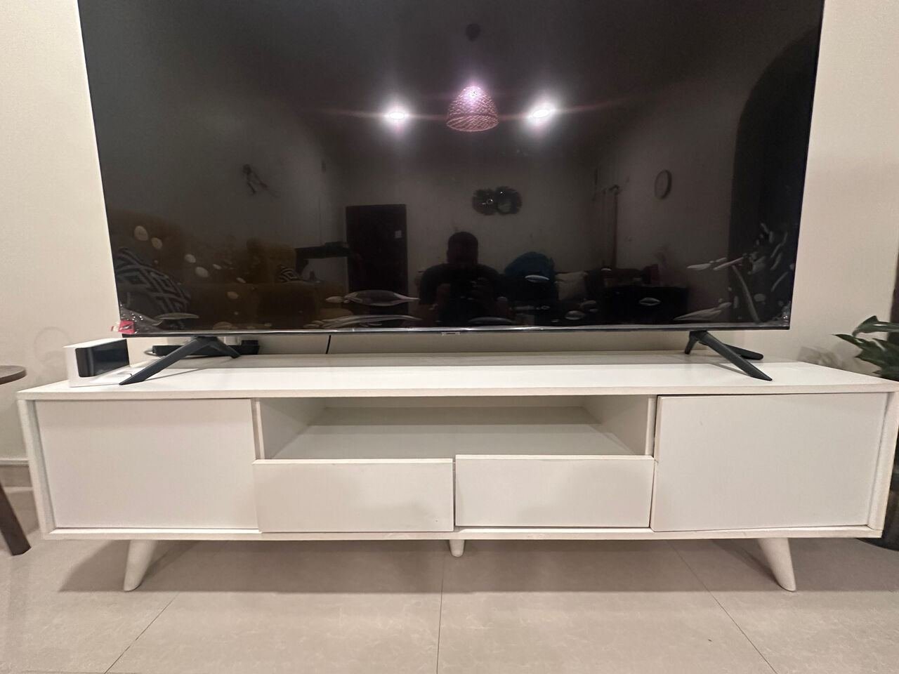SAR 2850, Samsung UHD LED