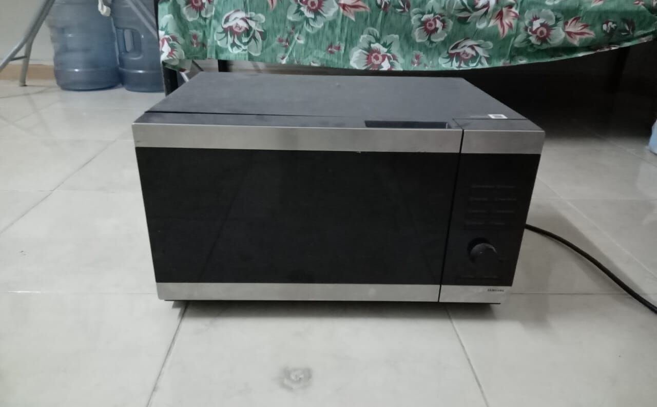 SR 300, SAMSUNG MS32DG4504ATZA 32LTR