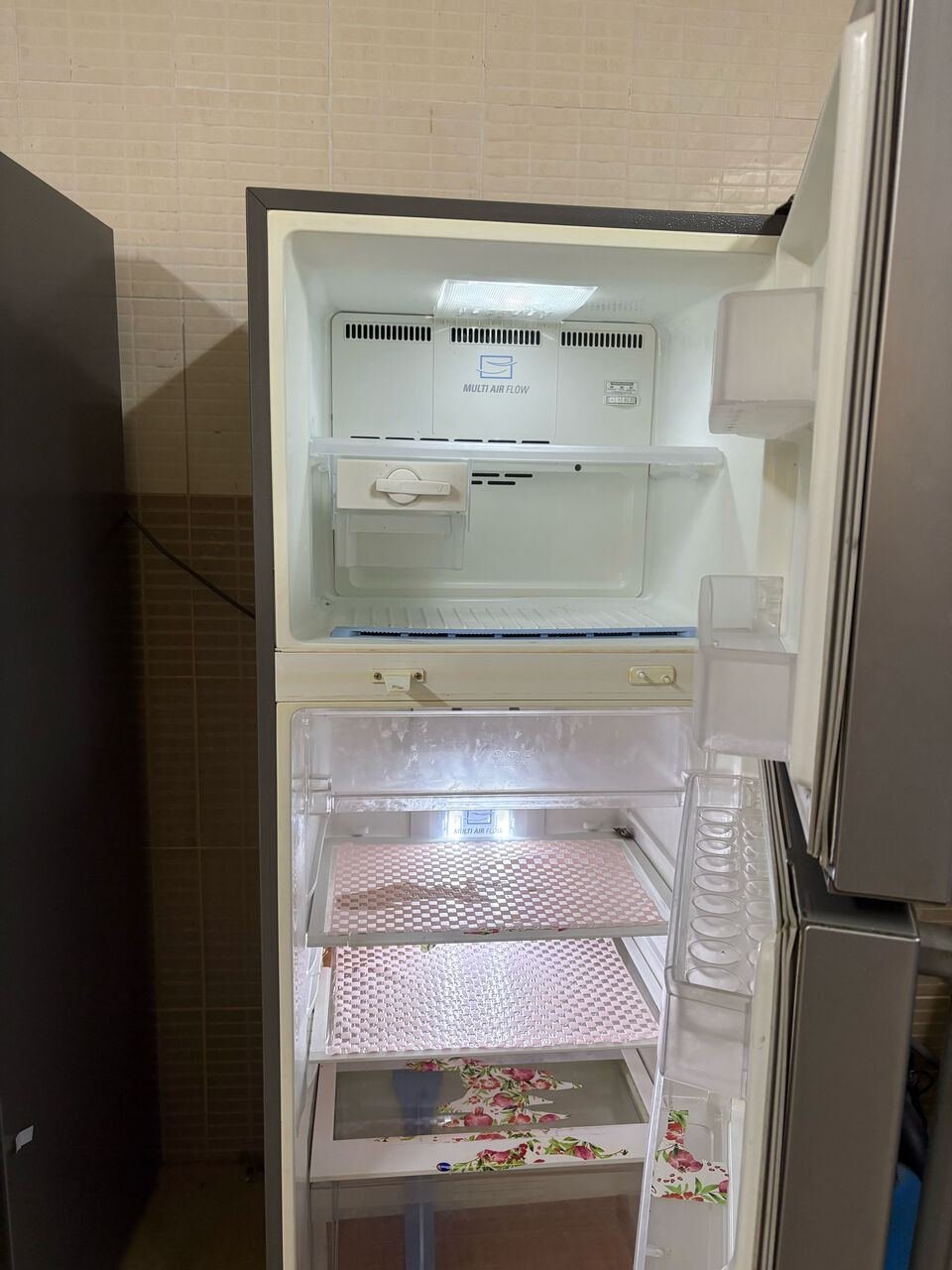 SAR 1100, Double Door LG Refrigerator For Sale!