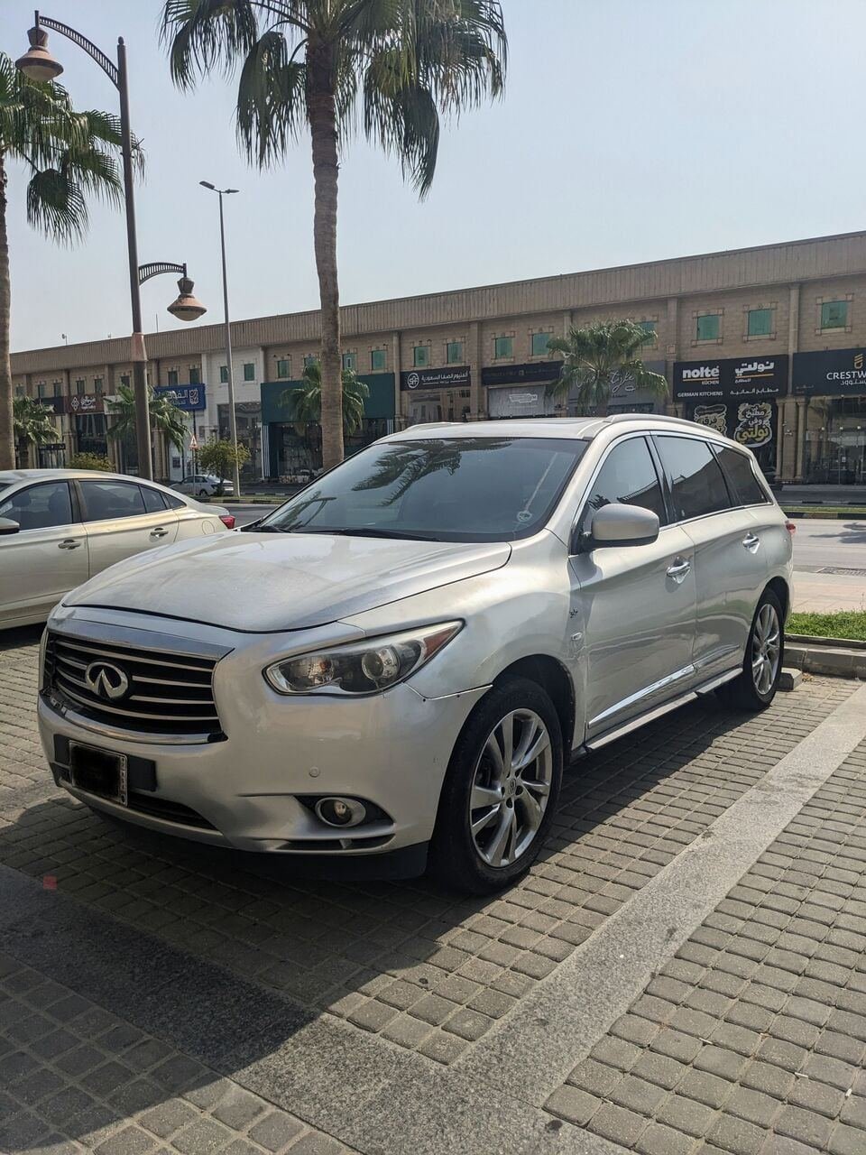 SAR 40000, Infiniti QX60, 2014, Automatic, 304680 KM, Full Option 7 Seater For Sale