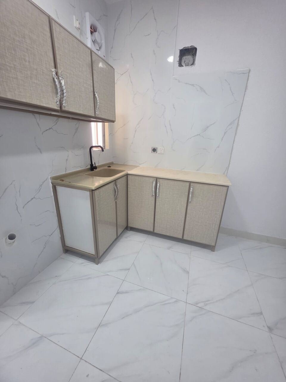 SAR 1300/month, 1 BR, Consists Of:- 1 Bedrooms, A Living Room 1 Washroom Studio Kitchen