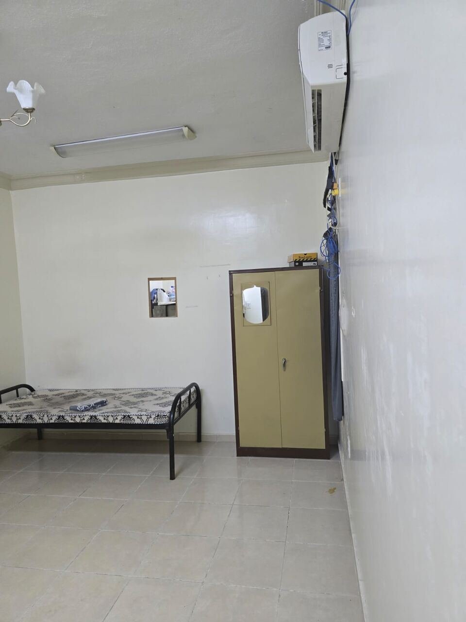 SAR 1300/month, Furnished, 21 Sq. Meter, I Am Offering Sharing Room