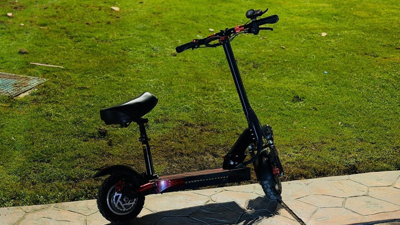SAR 550, Electric Scooter