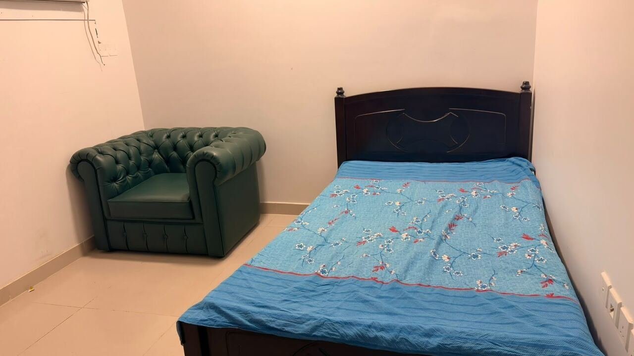 SAR 1500/month, Furnished, Single Room At Family Building