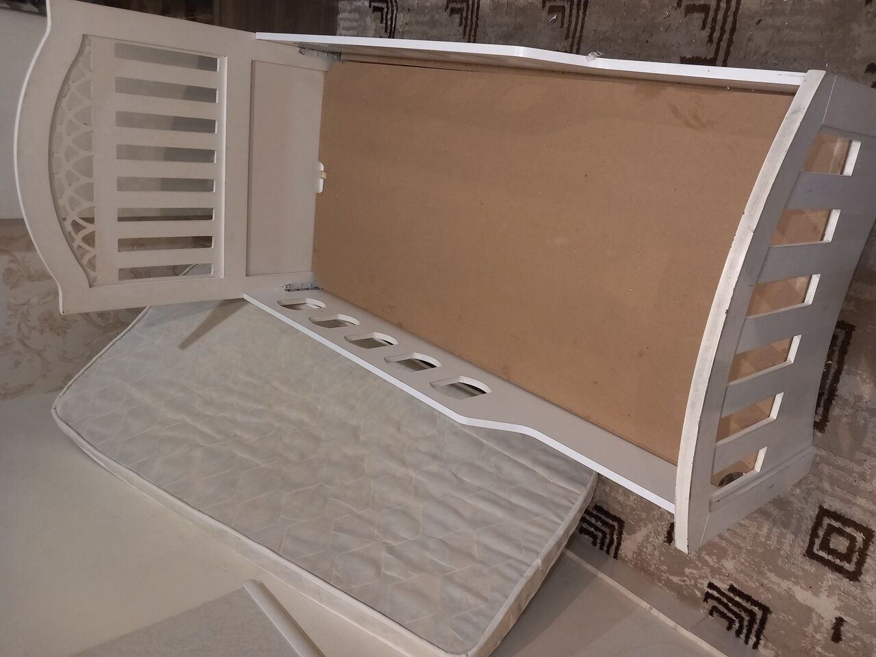 SAR 200, Kids’ Bed With Mattress For Sale – Excellent Condition 🛏️