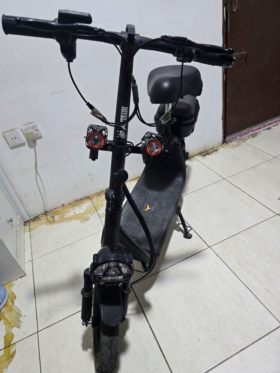 SAR 1000, URGENT SALE - Foldable Electric Scooter / E-bike Style