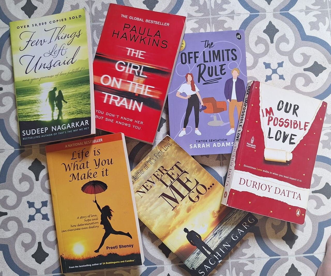 SAR 100, All Six Books For 100SAR
