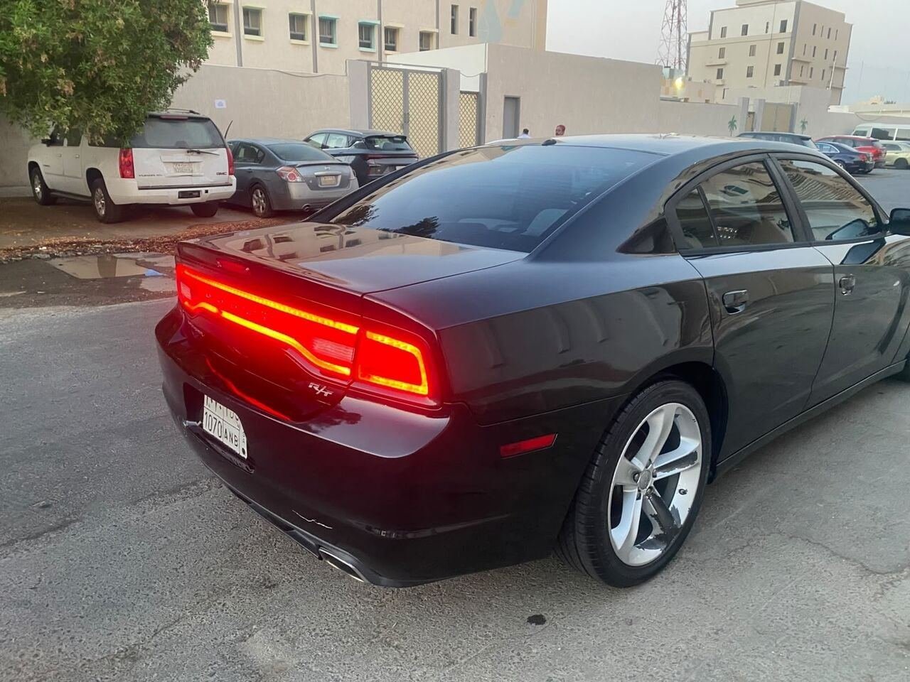 SAR 27000, Dodge Charger, 2012, Automatic, 210000 KM, Full Option Sunroof