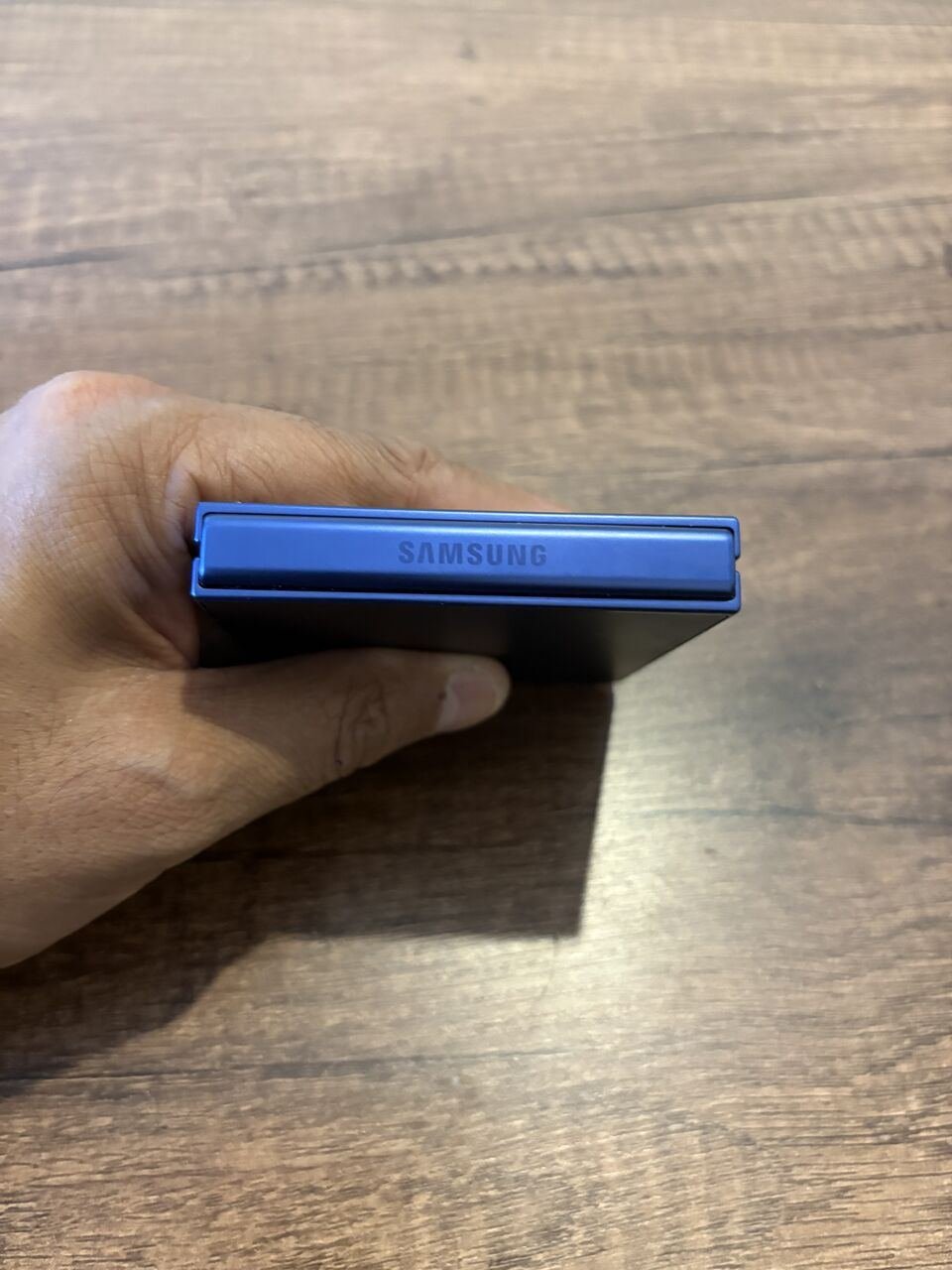 SAR 2500, Samsung Z Flip 7 Blue Color