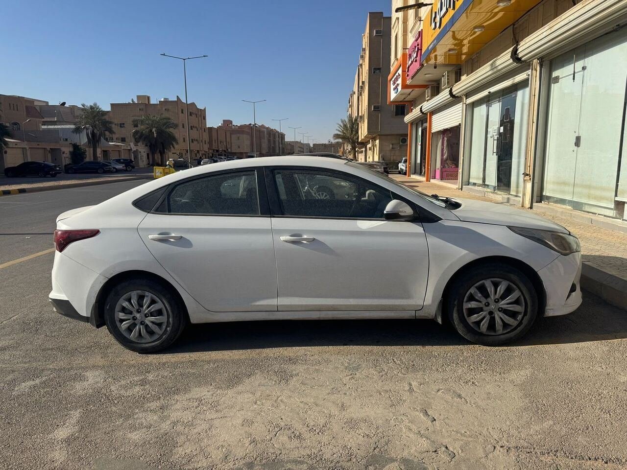 SAR 1800, Car Monthly Rental