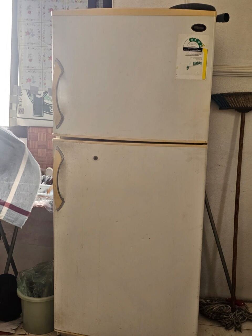 SAR 250, Double Door Refrigerator Or Fridge For Sale 250 SAR