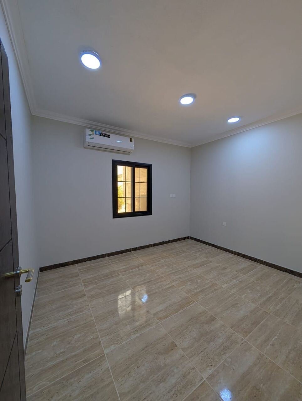 SAR 24600/year, 2 BR, 2 Bedrooms | 2 Bathrooms 1 Kitchen | 1 Living Room ---