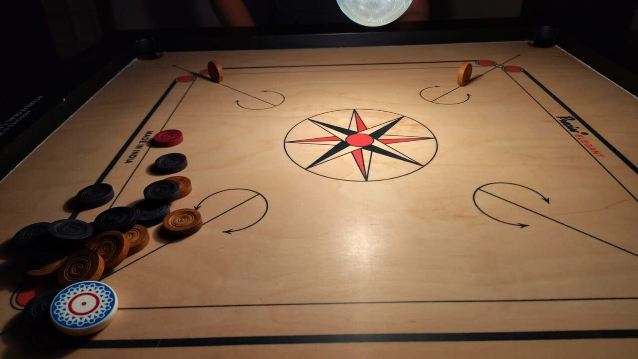 SAR 1000, CHAMPION BOARD 20 INCHES CARROM
