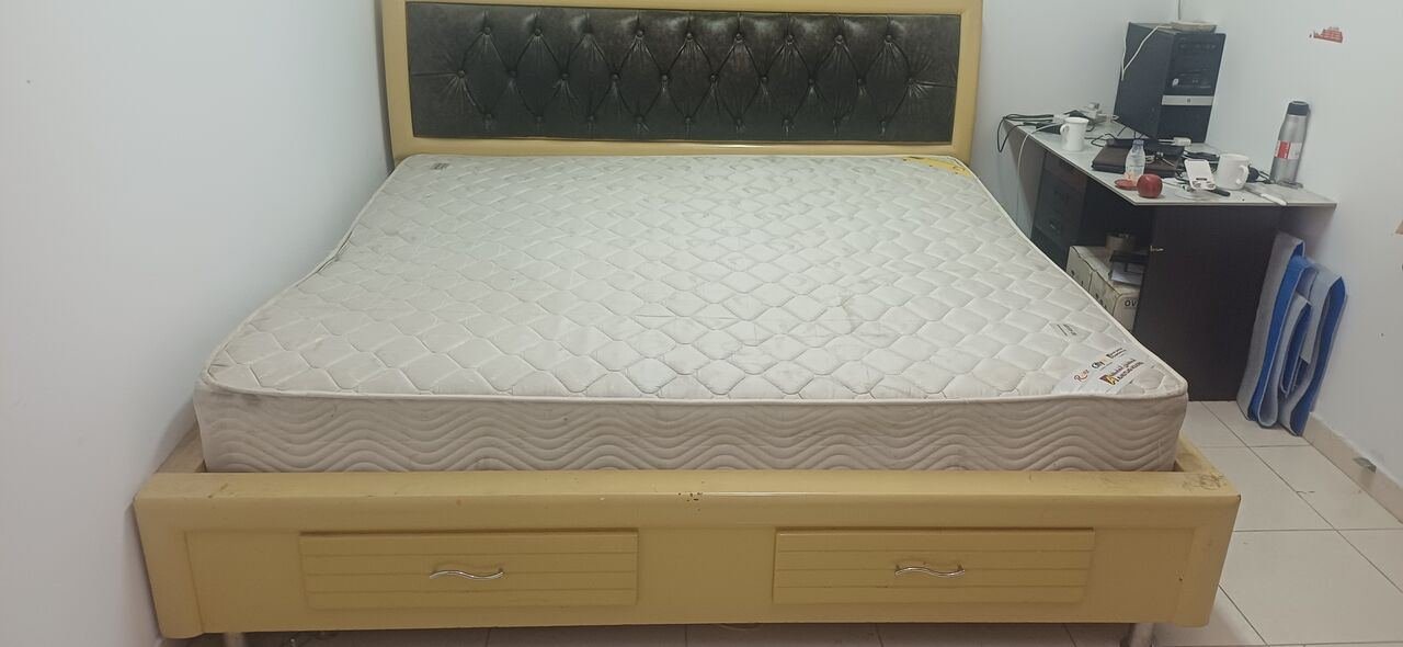 SAR 450, King Size Bed With Mattress For Sale