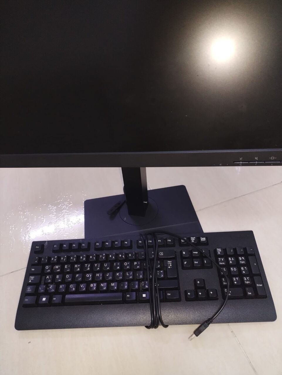 SAR 300, Very Rarely Used Lenovo Think Vision T24v-20 (24