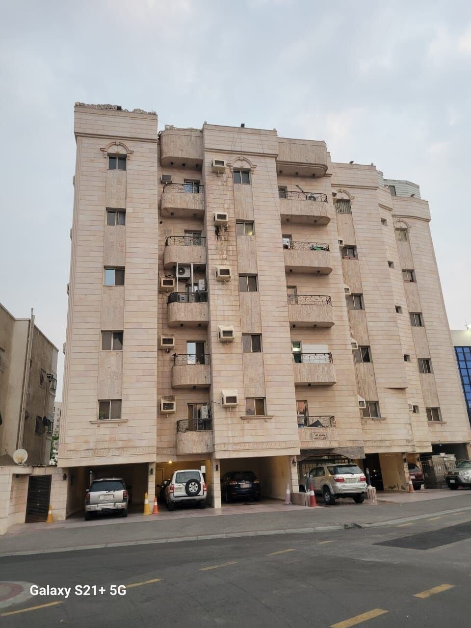 SAR 750/month, Executive Bachelor Room For Rent